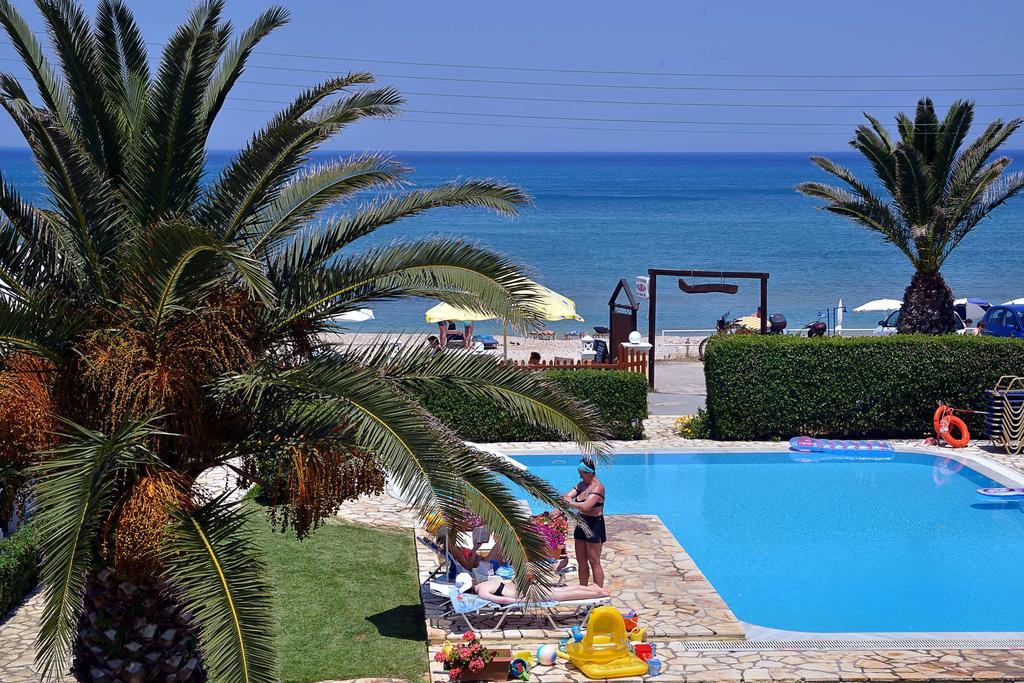 Filorian Hotel Apartments Acharavi  Oda fotoğraf