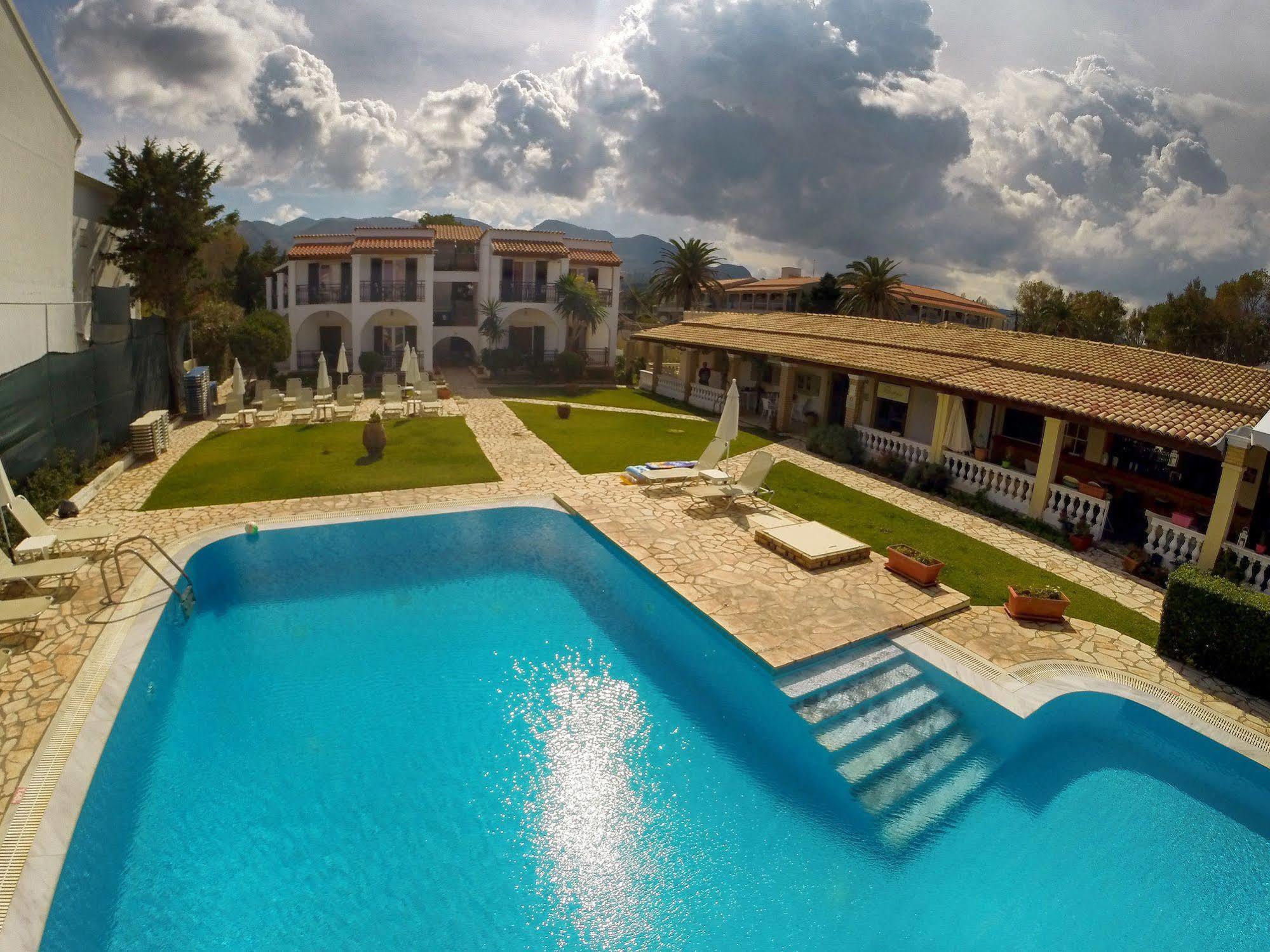 Filorian Hotel Apartments Acharavi  Dış mekan fotoğraf